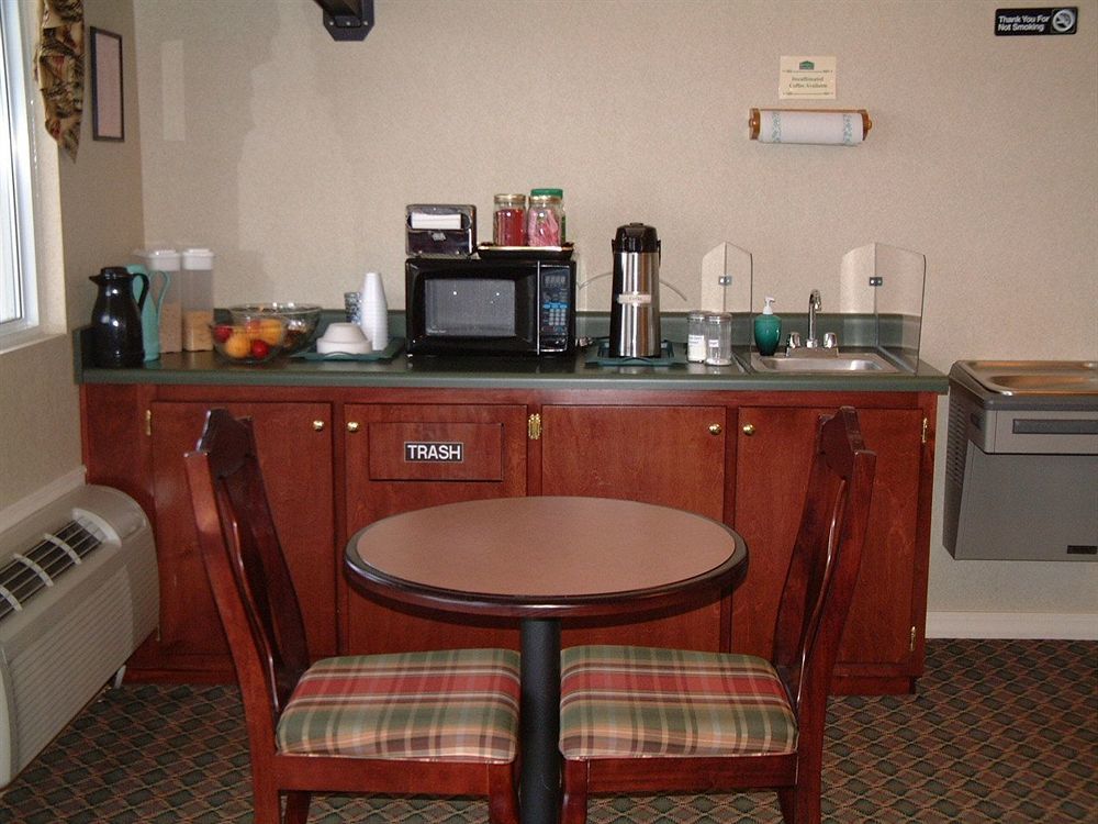 Deerfield Inn And Suites - Fairview Esterno foto